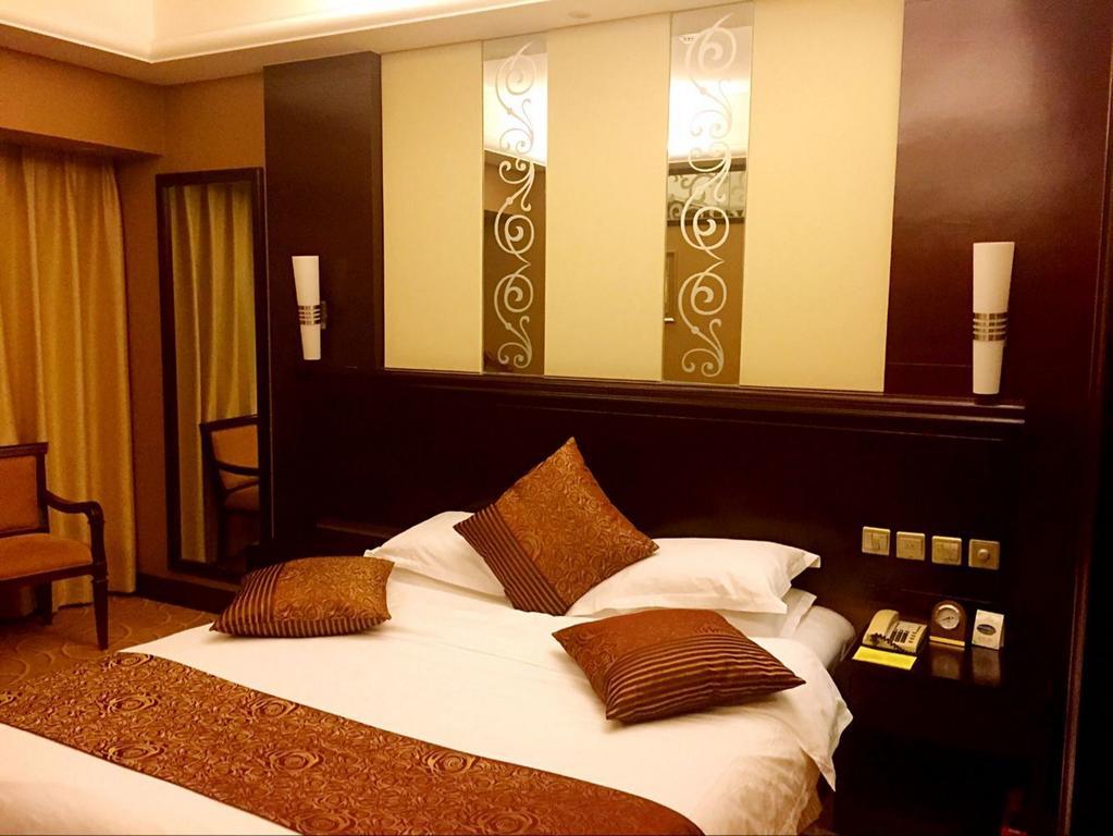 Green Land Hotel Kunming Zewnętrze zdjęcie